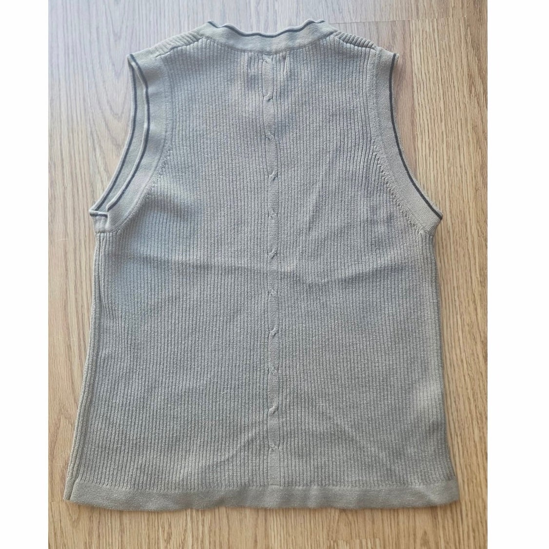 90s Claiborne Olive Green Knit Sleeveless Blouse - Size Medium