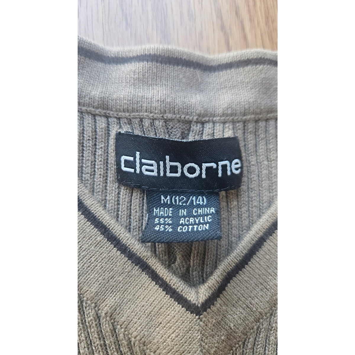 90s Claiborne Olive Green Knit Sleeveless Blouse - Size Medium