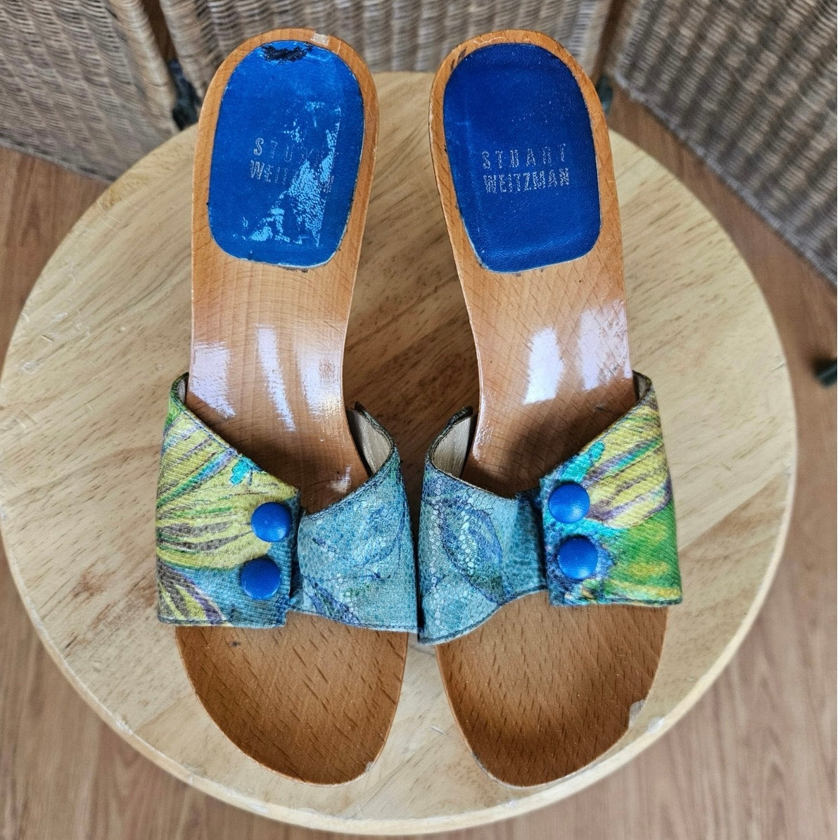 Stuart Weitzman Blue Floral Wood Clog Sandals - Size 5.5