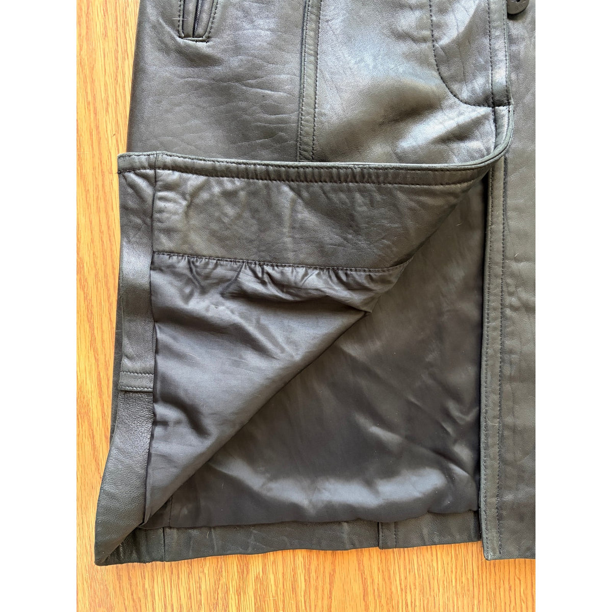90's Jones New York Black Mid-Length Trench Coat - Size Medium