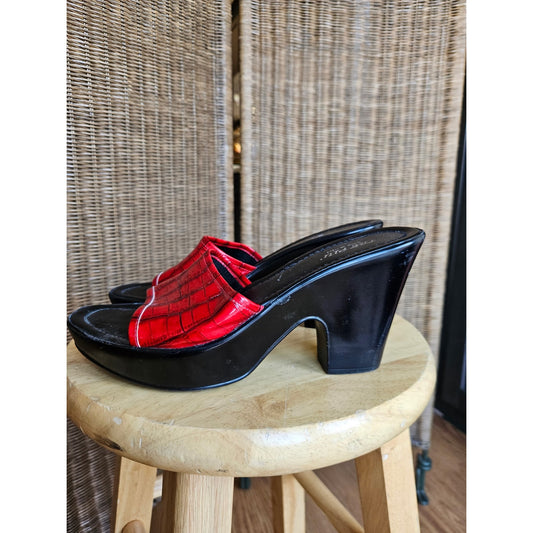 Vintage Red Patent Leather Platform Slides - Size 7