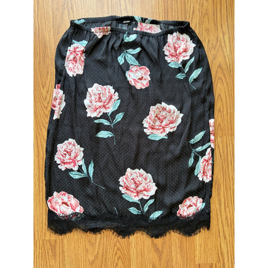 Y2K Wet Seal Black Floral Lace Trim Skirt - Size Medium