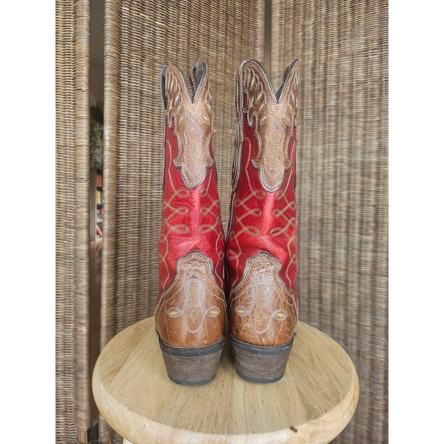Ariat Women Zealous Brown and Red Snip Toe Cowboy Boots - Size 6B