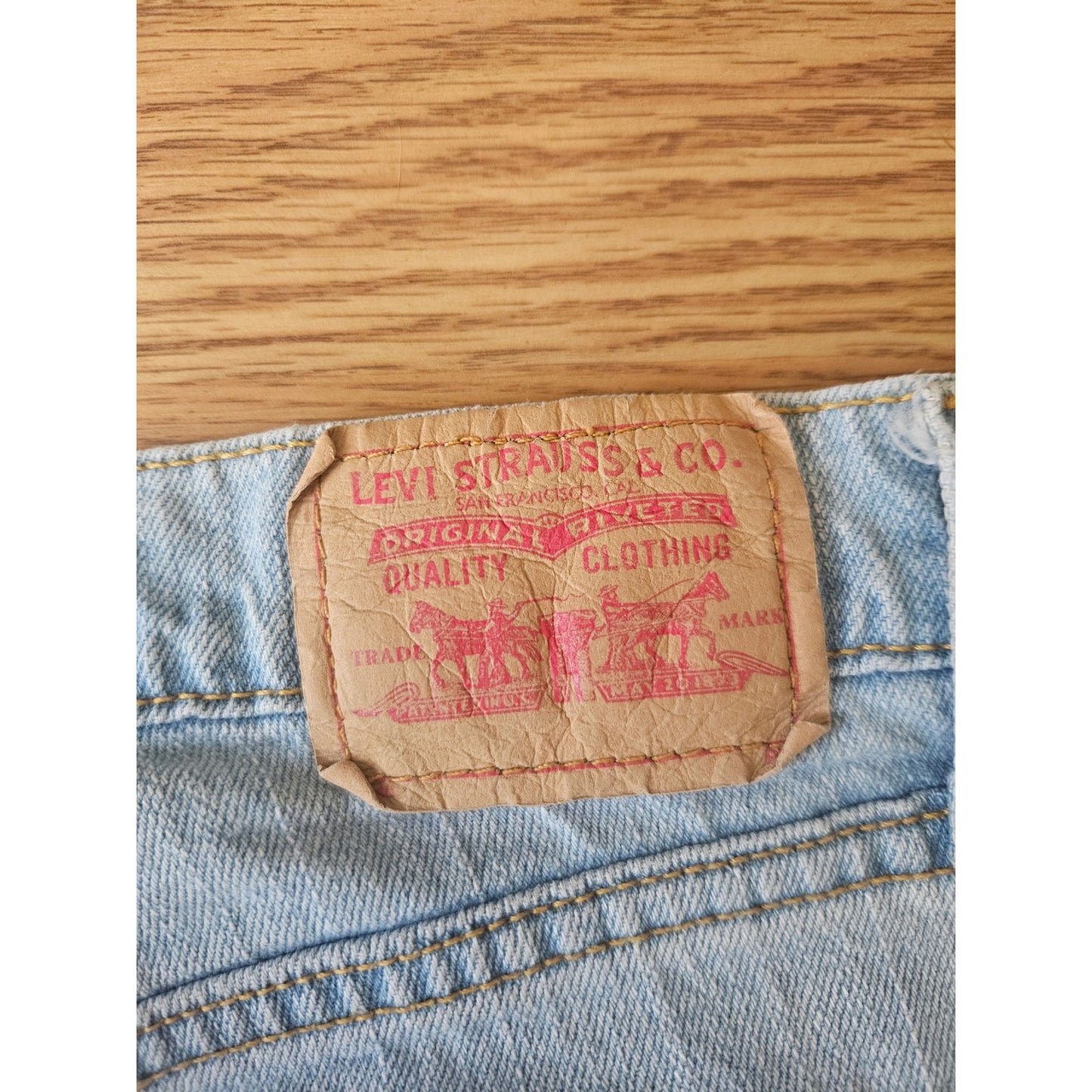 Y2K Levi’s 513 Low Rise Bootcut Jeans Light Wash 28x30